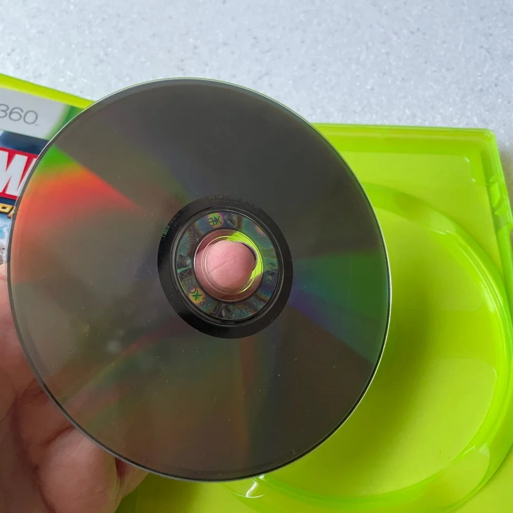 LEGO Marvel Super Heroes Xbox 360 Game Physical Disc with Manual CIB